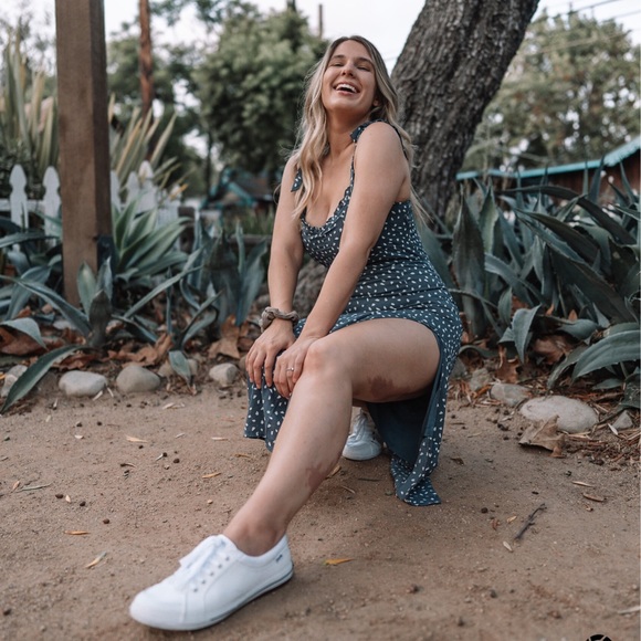 Meet your Posher, Lauren - Picture 4 of 9